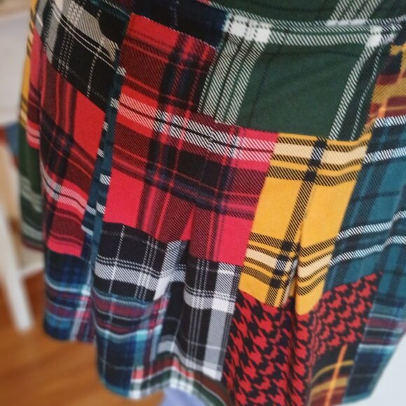 Almost Famous Multi-Colored Mini Plaid Skirt Size 1X Plus Size - Picture 5 of 7